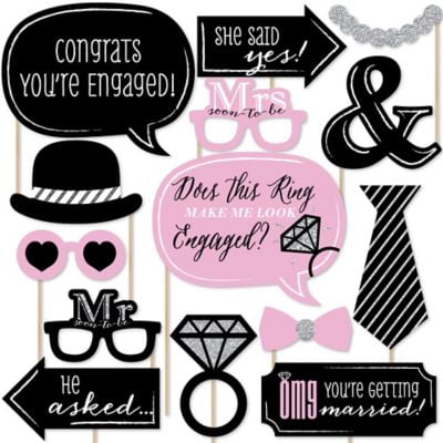 We are Engaged Red Heart Hanging Banner Engagement Wedding Announcement Bride to Be Party Photo Booth Decorations 